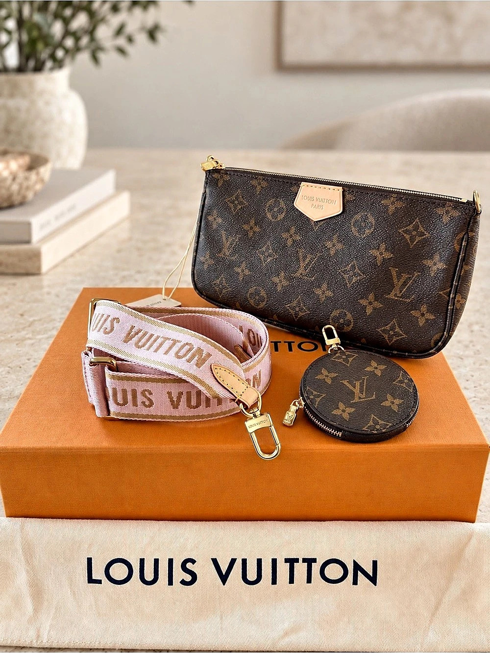 New Louis Vuitton Large Pochette w/ Accessories Brown & Pink